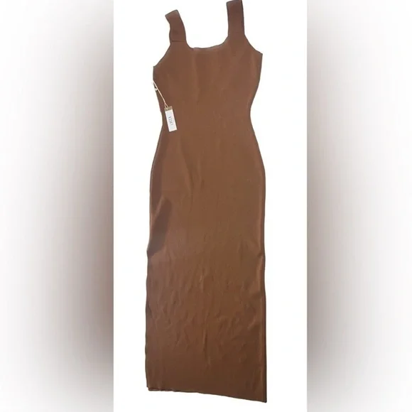 NWT Lucca Chic Brown Midi Dress with Side Slit Knit NEW - Picture 4 of 9